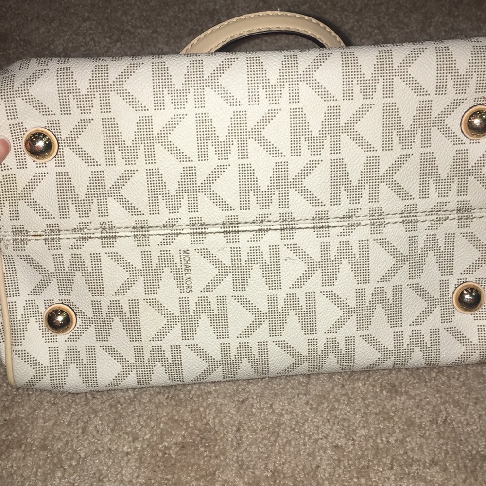 Purse - Picture 3 of 3